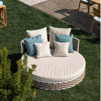 Manhattan daybed with Pink Splendiani cushions