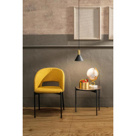 Chaise Greta de Stones, siège rembourré, structure en métal.