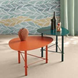 Tavolino in metallo a tre gambe  Cookie di Meme Design 